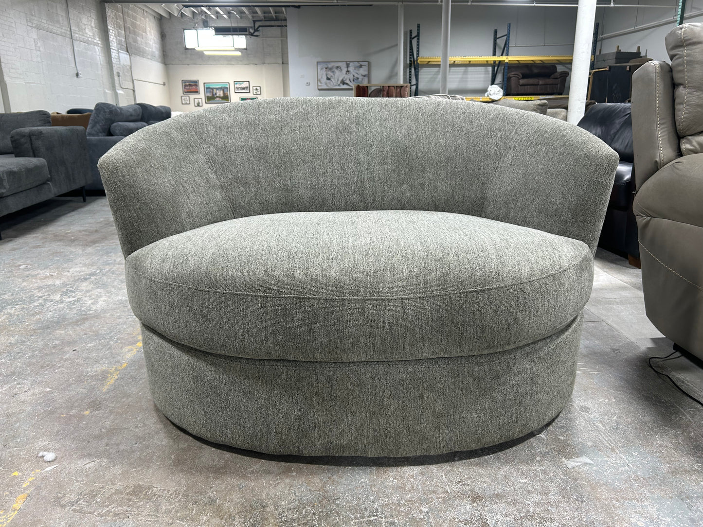 Contemporary Light Gray Oversize Swivel Chair