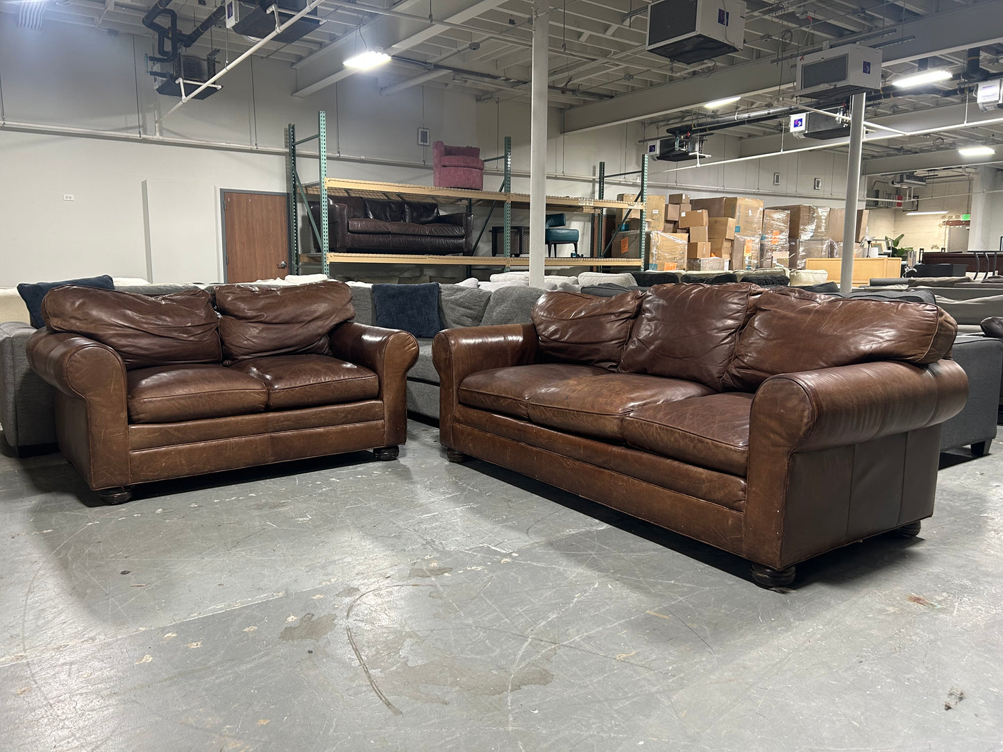 Cibola Brown Leather Club Sofa & Loveseat 2-Pc Set