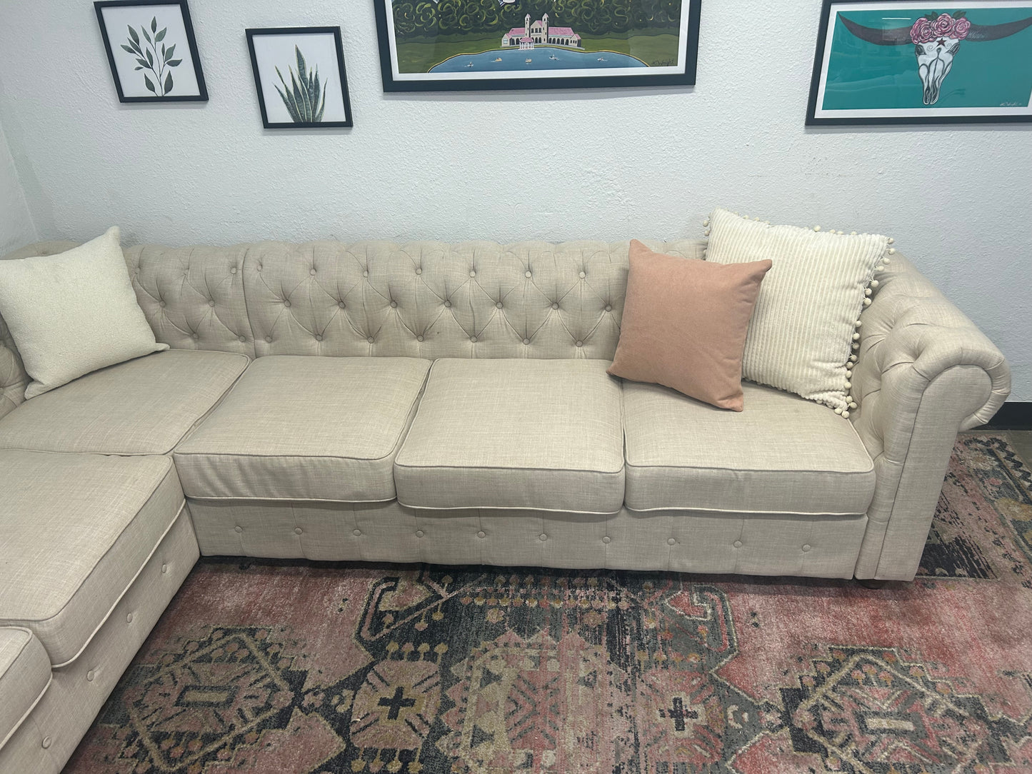 ELEGANT Beige L-Shaped Chesterfield Sectional