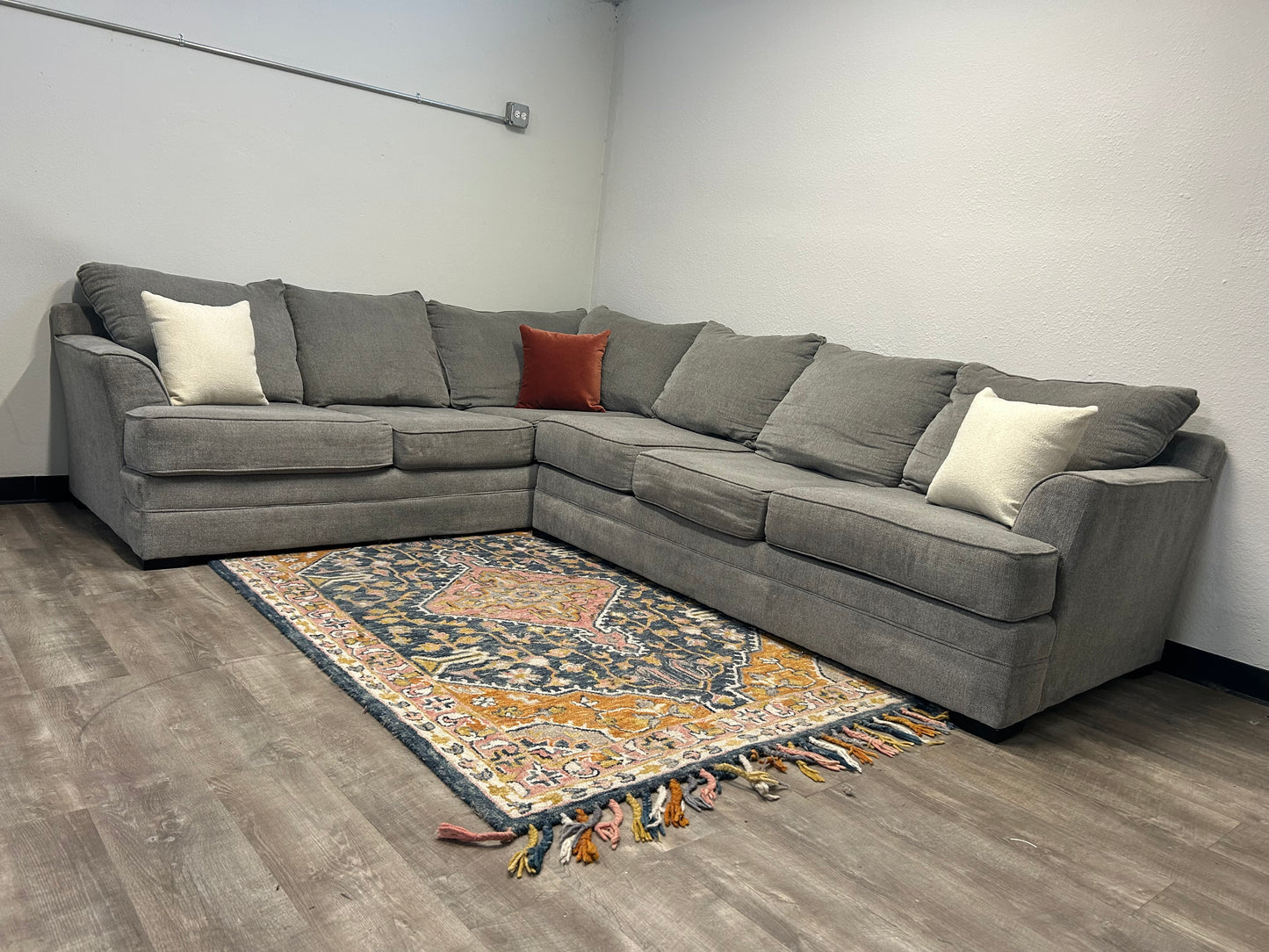 Broyhill Gray L-Shaped Sectional