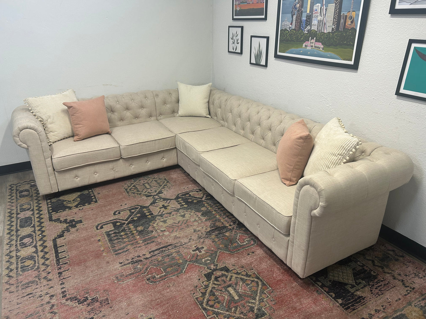 ELEGANT Beige L-Shaped Chesterfield Sectional