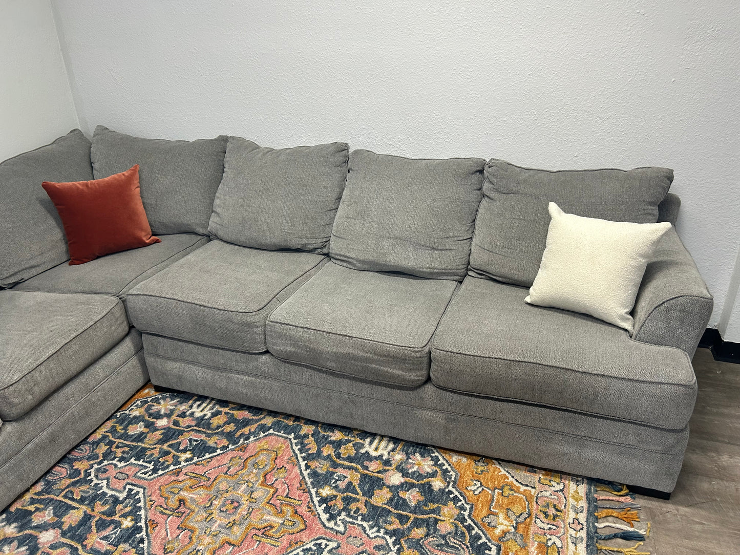 Broyhill Gray L-Shaped Sectional