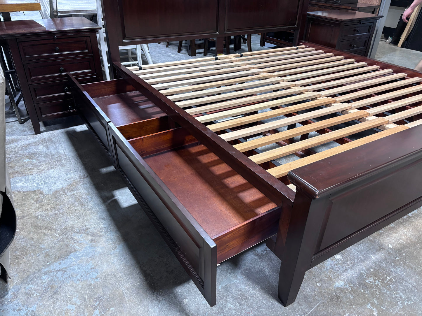 Pottery Barn Hudson King Bed Frame With Storage