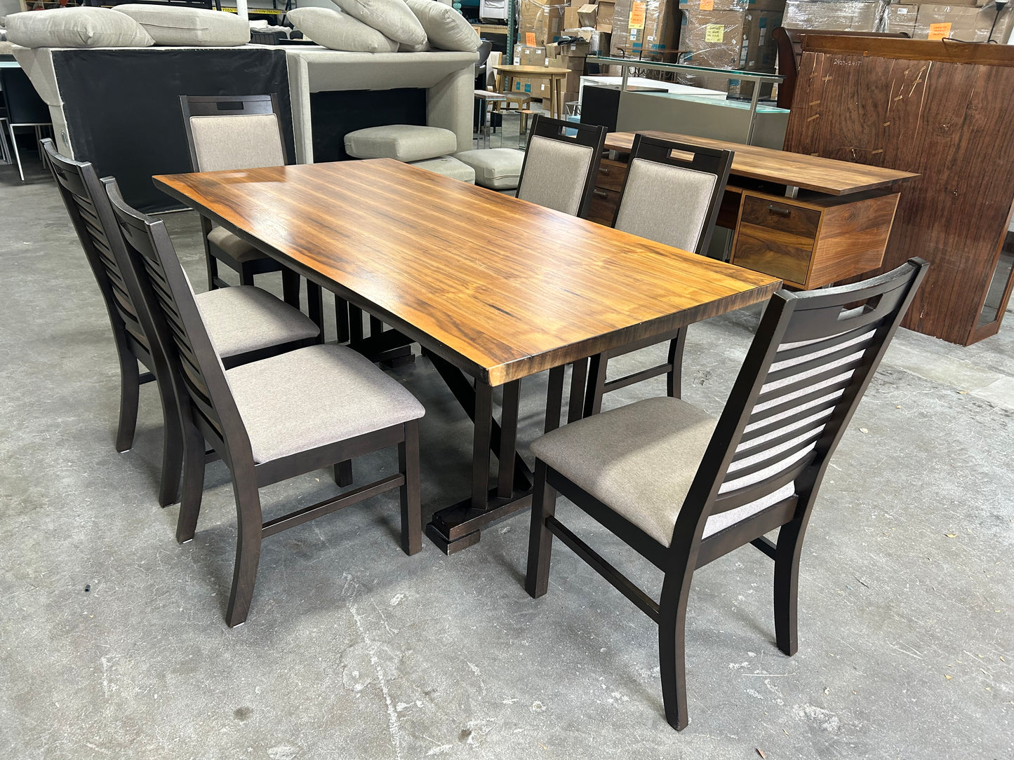 Urban Styles Furniture 7-Pc Wooden Dining Set