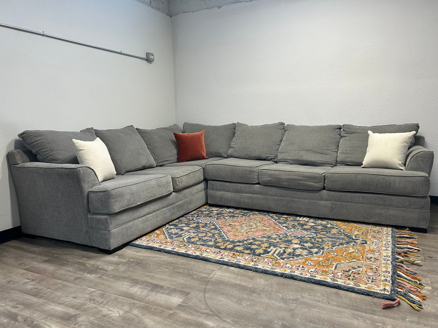 Broyhill Gray L-Shaped Sectional