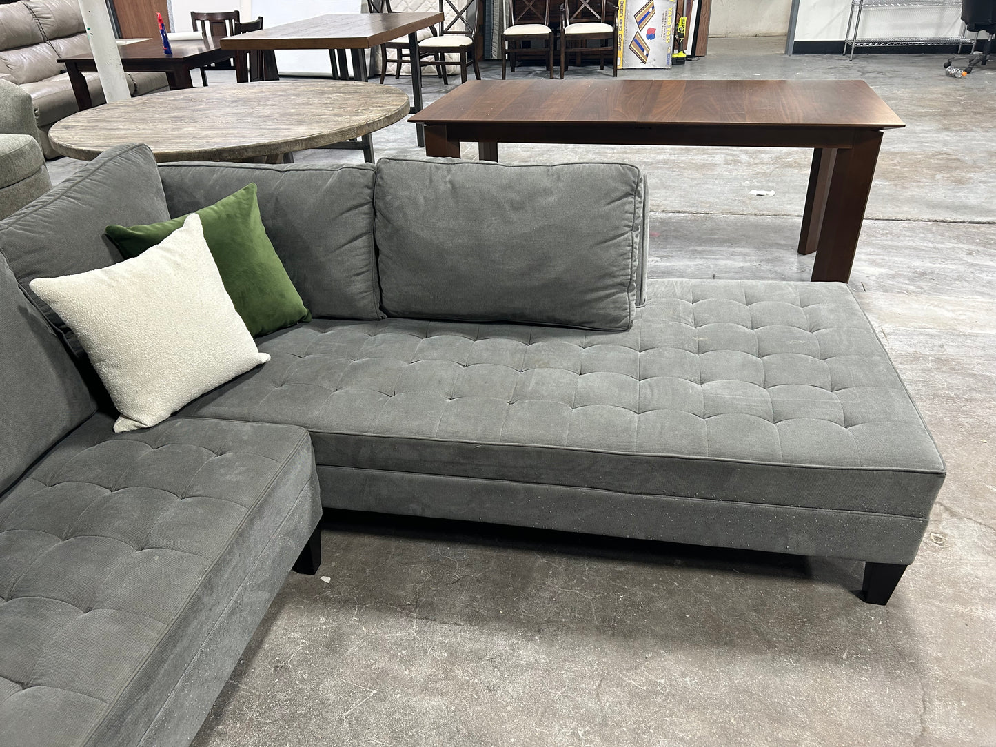 Z Galleria Light Gray MCM Chaise Sectional