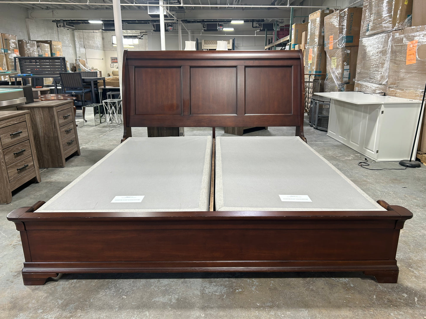 Aspen Home King Bed Frame w/Tempur-Pedic Boxspring