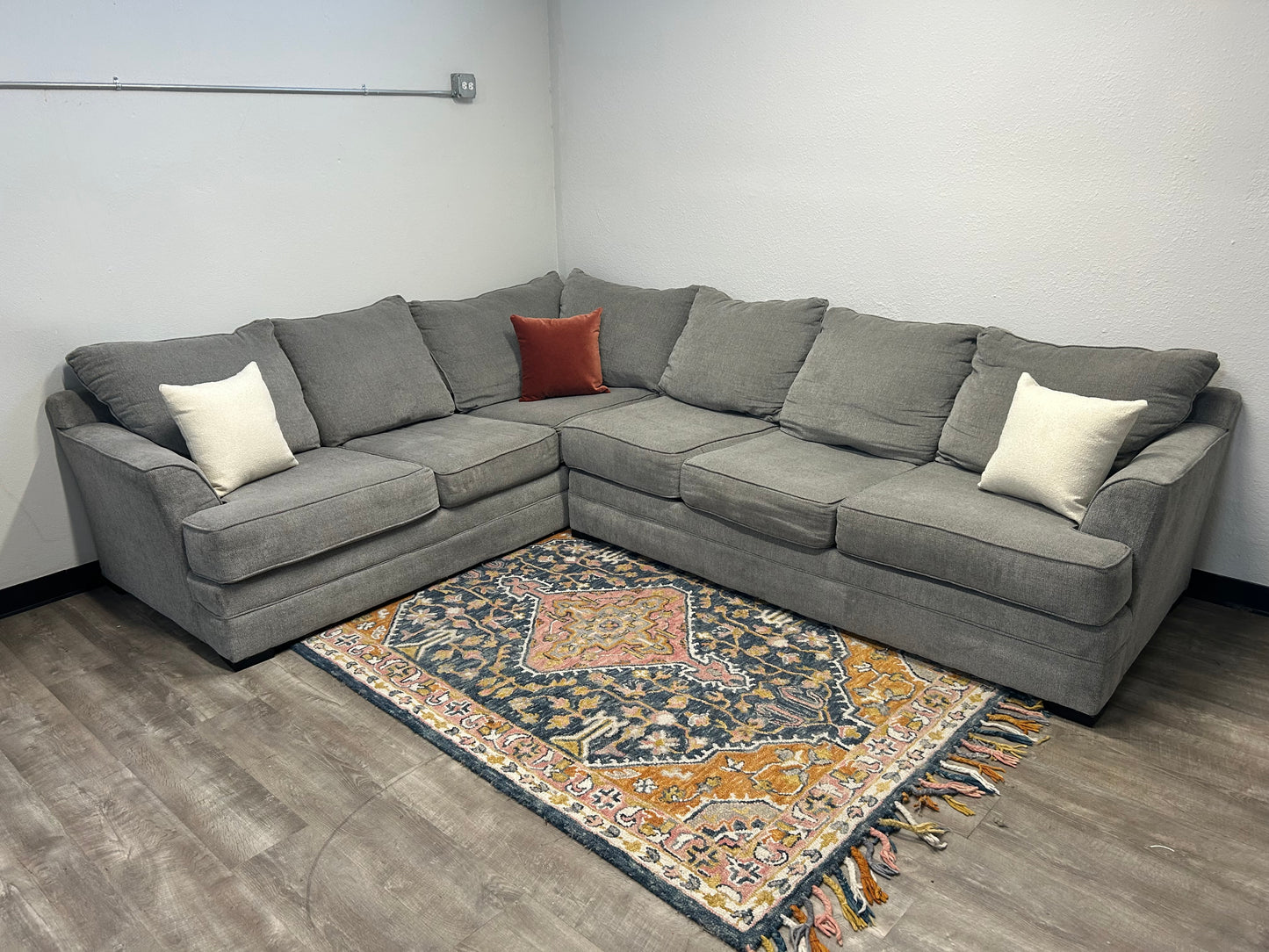 Broyhill Gray L-Shaped Sectional