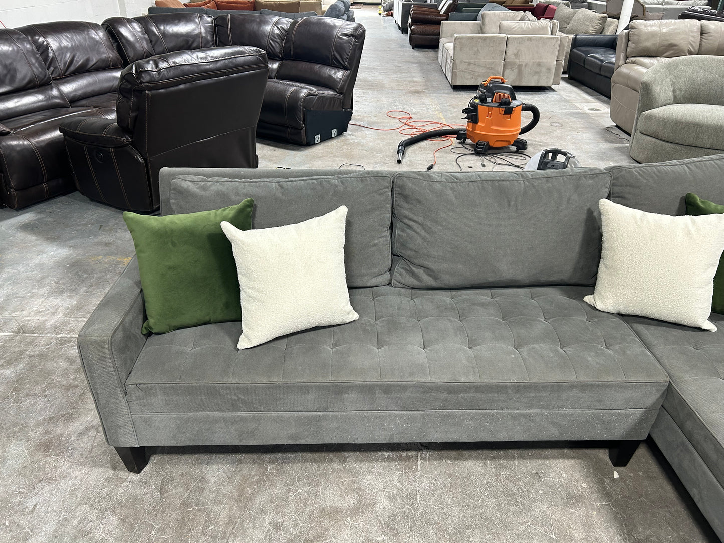 Z Galleria Light Gray MCM Chaise Sectional