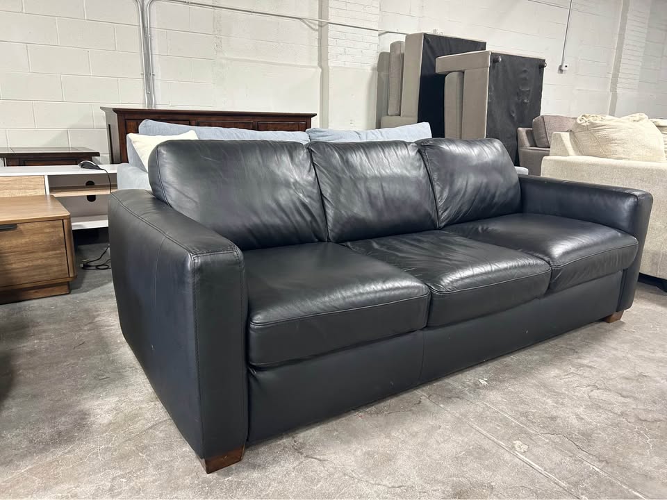 Italsofa Black Leather Carlo II Sofa