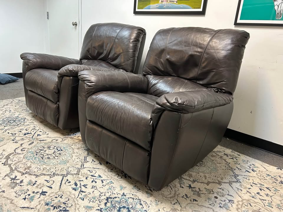 2-Pc Dark Brown Leather Recliner Chair Set