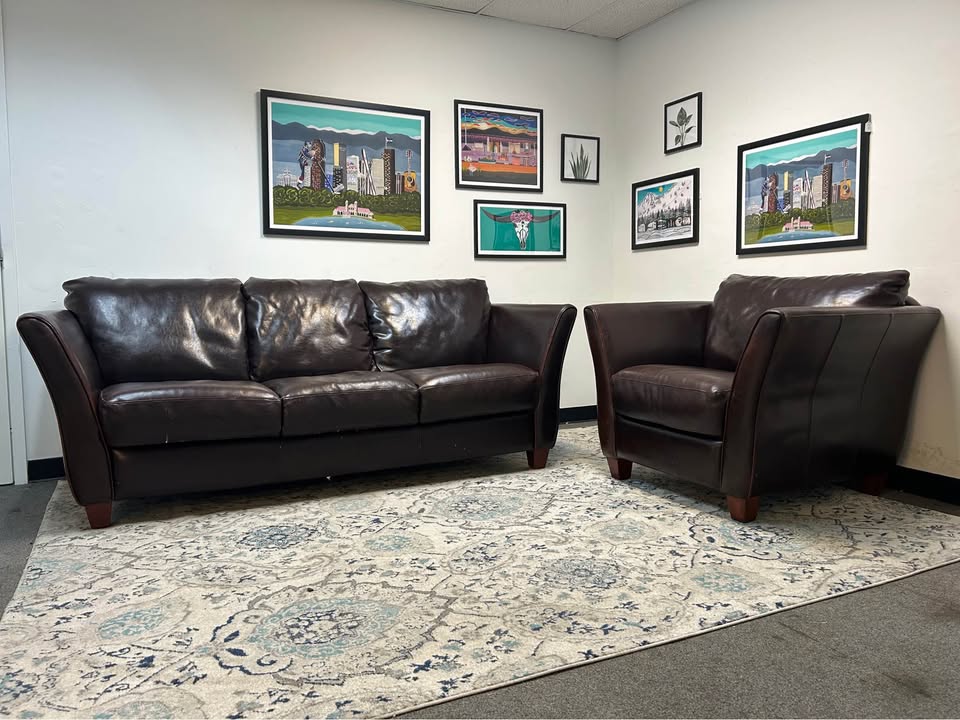 Contemporary Cognac Leather Sofa And Chair Set