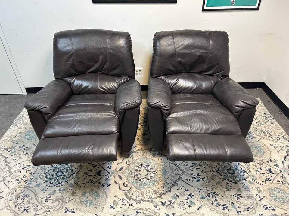 2-Pc Dark Brown Leather Recliner Chair Set