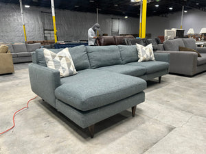 Room & Board Jasper Chaise Sectional (Tepic Haze)