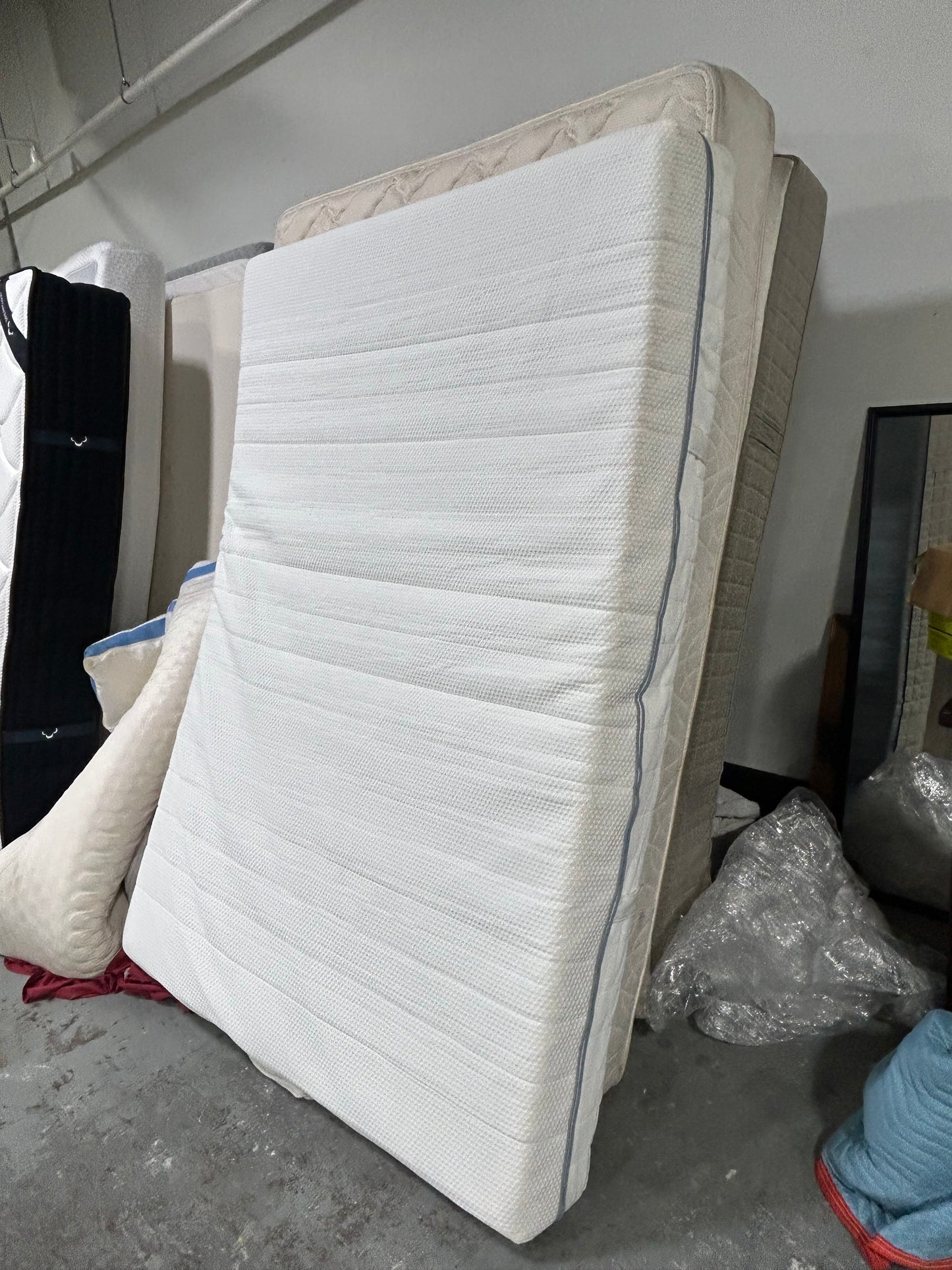 Full-Size Memory Foam Mattress