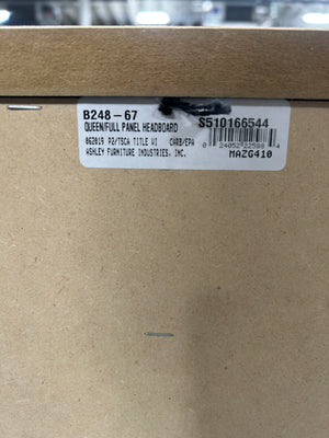 Ashley Queen Bedroom Set w/Nightstands & Box Spring