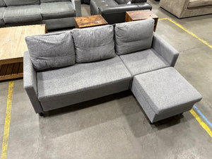 Gray 3-Pc Sectional w/ Ottoman