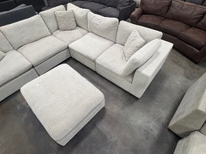Lowell 6-Piece Modular Sectional