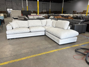 Derry 2-Piece Fabric Sectional