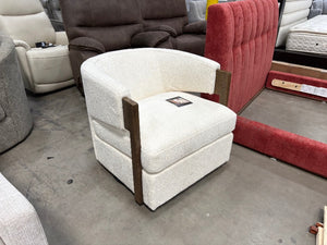 Henredon Wynn Fabric Swivel Chair