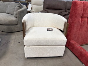 Henredon Wynn Fabric Swivel Chair