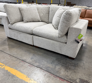 Thomasville Lowell 2-Piece Loveseat