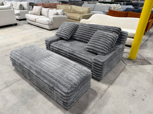 Wills Oversized Gray Chair