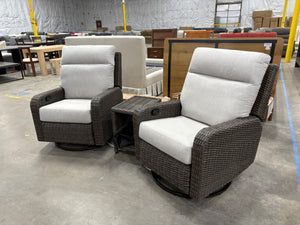 Thomasville Elko 3-Piece Swivel Set