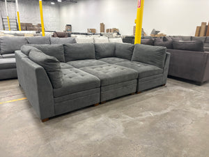 Tisdale 6 Piece Modular Sectional (Grey)