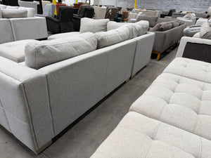 Drayden Fabric Sectional