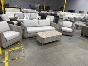 Thomasville Rala 4-Piece Set