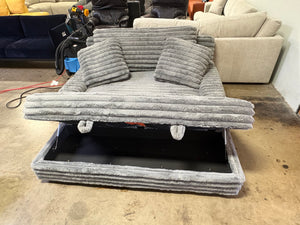 PLUSH Wills Oversized Chair