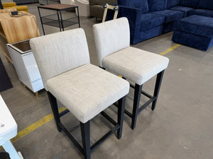 2 Barstools