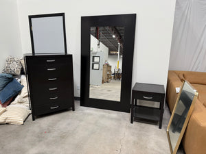 Dresser, Nightstand and Mirror Set