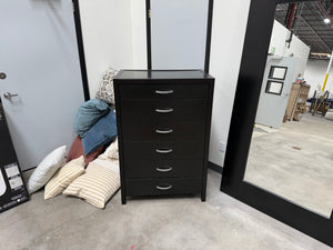 Dresser, Nightstand and Mirror Set