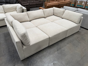Thomasville Fallon Modular Sectional 6-piece Cream with Ottoman