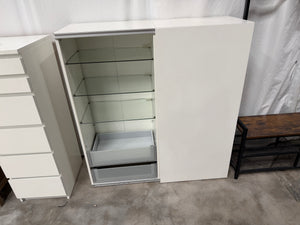 Wardrobe Closet