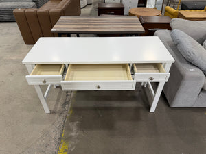 White Desk with usb ports
