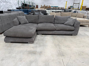 Mario Capasa Down Sectional