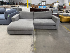 Essex Hill 2-Piece Sectional