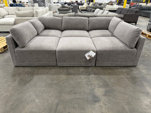 Thomasville Fallon Modular Sectional 6-piece Gray with Ottoman