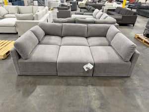 Thomasville Fallon Modular Sectional 6-piece Gray with Ottoman