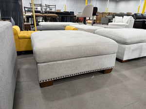 Thomasville Ottoman