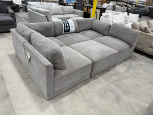 Thomasville Fallon 6-Piece Modular Sectional