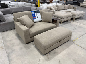 Gilroy Oversized Chair