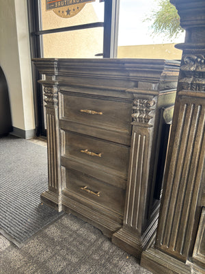 Set of 2 Nightstands