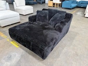 Boneless Oversized Chair