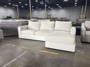 Living Spaces Sandy Chaise Sectional