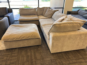 Sereen 5-Piece Sectional - Gray