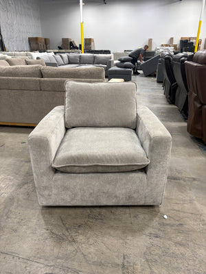 Aiden & Ivy Sereen Accent Chair